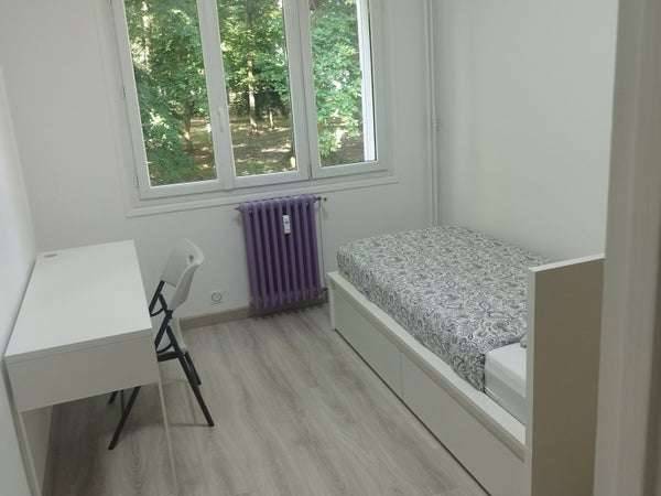 Colocation / Appartement 4 pièces de 91 m², La Celle-Saint-Cloud, Domaine du Petit Beauregard / Photo 2