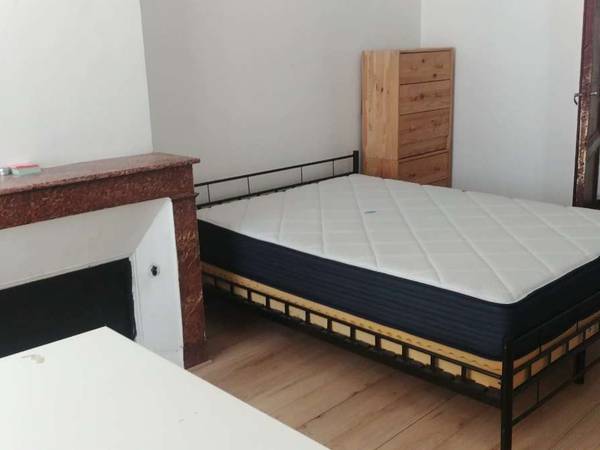 Location / Appartement 2 pièces de 34 m², Bordeaux, Cours de l'Yser / Photo 2