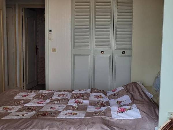 Colocation / Appartement 3 pièces de 91 m², Châteauroux, Place Gambetta 5eme Etage / Photo 2