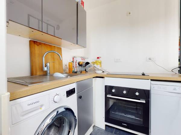 Location / Appartement 1 pièce de 28 m², Cergy, Rue des Brumes Lactées / Photo 2