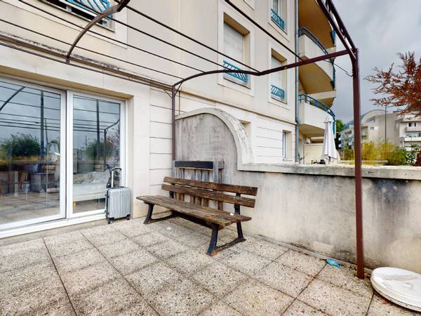 Location / Appartement 1 pièce de 28 m², Cergy, Rue des Brumes Lactées / Photo 14