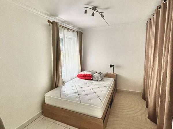 Flatsharing / 4-bedroom flat · 81 m², Fresnes, Allée Traversière / Photo 9