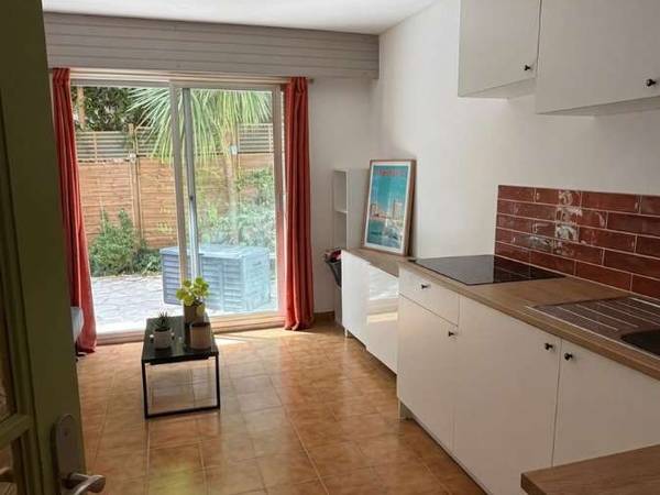 Room share / 3 rooms house · 52 m², Nantes, Place du Manège / Photo 2
