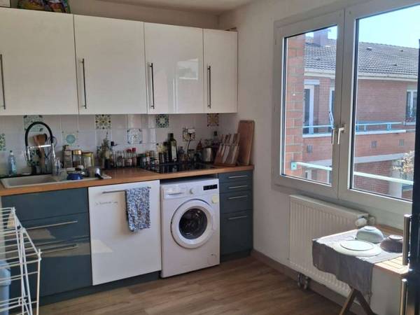 Colocation / Appartement 6 pièces de 70 m², Lille, Rue de Maubeuge / Photo 2