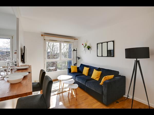 Colocation / Appartement 4 pièces de 66 m², Massy, Rue Nicolas Appert / Photo 2