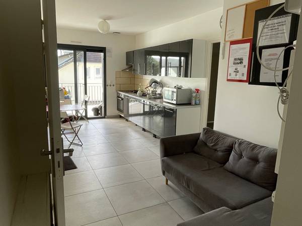 Colocation / Appartement 2 pièces de 10 m², Orsay, Allée des Planches / Photo 2