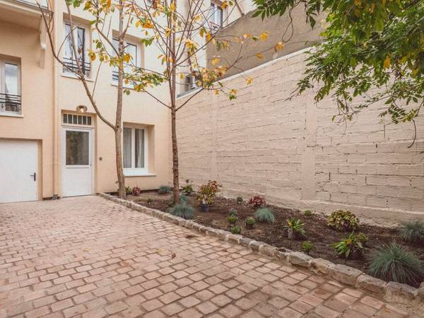 Colocation / Maison 10 pièces de 406 m², Montreuil, Rue de l'Église / Photo 17