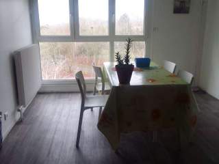 Colocation / Appartement 5 pièces de 102 m², Cergy, Les Linandes Oranges