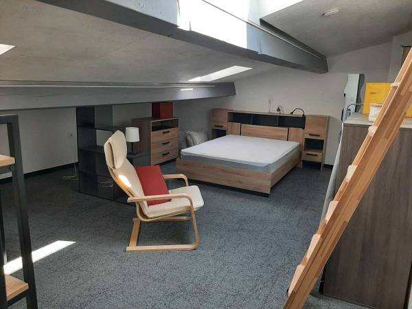 Colocation / Appartement 8 pièces de 182 m², Clermont-Ferrand, Rue Montorcier / Photo 2