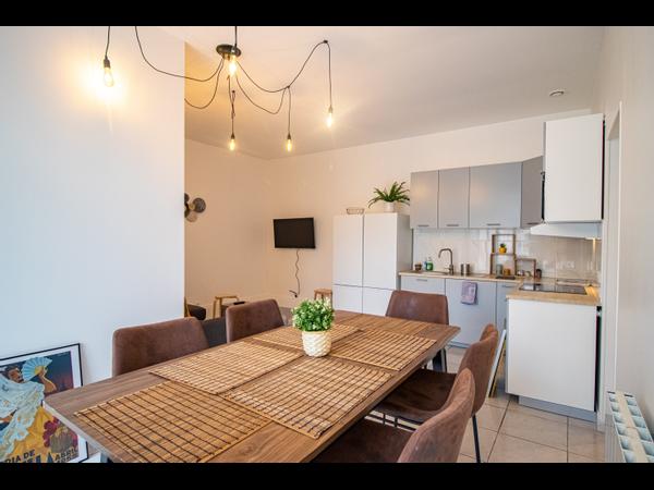 Colocation / Maison 8 pièces de 110 m², Créteil, Rue du Parc / Photo 2