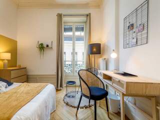 Colocation / 4-bedroom flat · 120 m², Lyon, Rue de la République