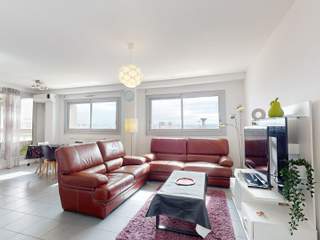Colocation / Appartement 4 pièces de 86 m², Vénissieux, Avenue Maurice Thorez