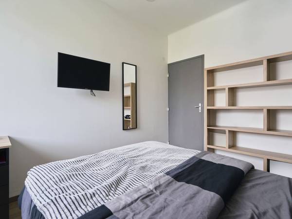 Colocation / Appartement 5 pièces de 93 m², Metz, Rue Auguste Prost / Photo 9