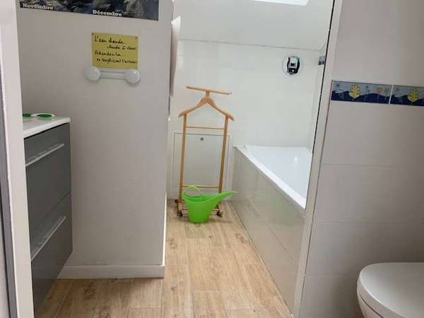 Colocation / Maison 5 pièces de 100 m², Beaupréau-en-Mauges, Rue Edmond Rubion / Photo 6
