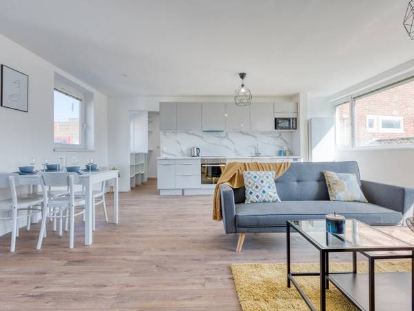 Location / Appartement 5 pièces de 97 m², Roubaix, Grande-Rue / Photo 2