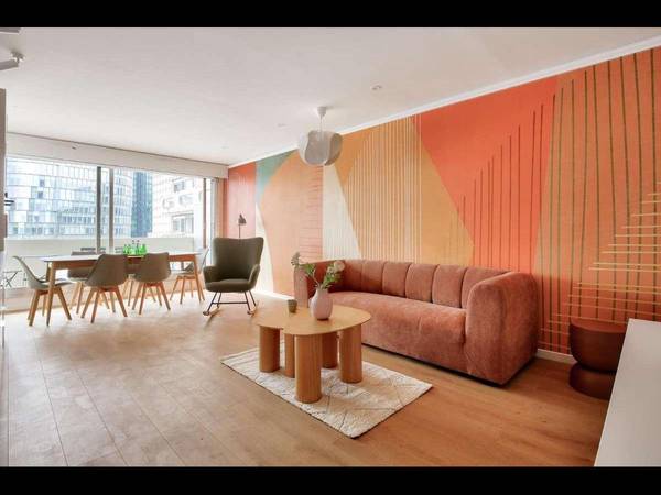 Colocation / Appartement 6 pièces de 106 m², Courbevoie, Place des Dominos / Photo 2