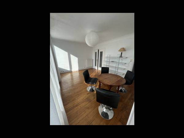 Location / Appartement 2 pièces de 57 m², Brest / Photo 2