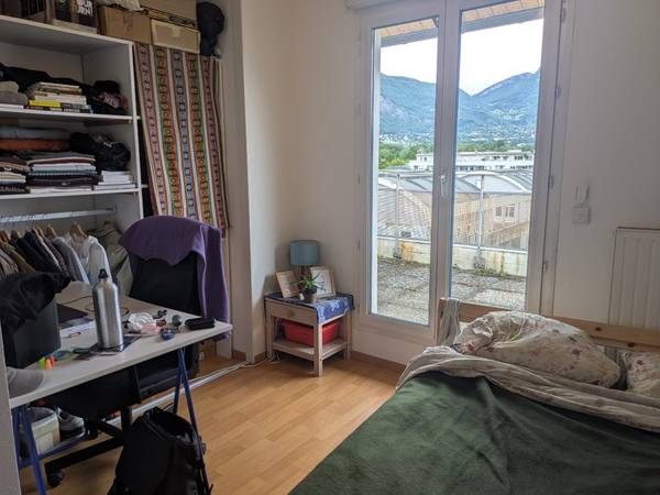 Flatsharing / 4-bedroom flat · 84 m², Saint-Martin-d'Hères, Avenue Ambroise Croizat / Photo 3