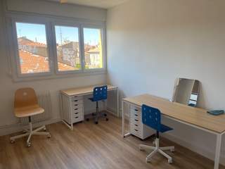 Chambre chez l'habitant / Appartement 7 pièces de 150 m², Montpellier, Place Rondelet
