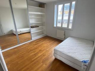 Room share / 3 rooms apartment · 58 m², Lyon, Rue Professeur Rollet