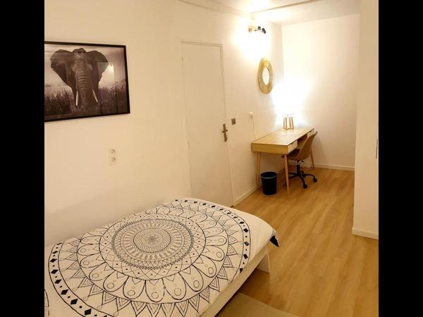 Colocation / Appartement de 84 m², Cergy / Photo 2