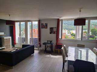 Room share / 4 rooms apartment · 83 m², Saint-Martin-d'Hères, Rue Pierre Courtade