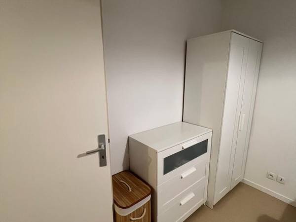 Colocation / Appartement 3 pièces de 61 m², Clichy, Rue Gaston Paymal / Photo 3
