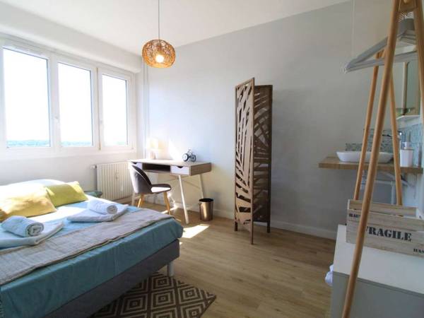 Colocation / Appartement 5 pièces de 76 m², Hérouville-Saint-Clair, Les Belles Portes / Photo 2