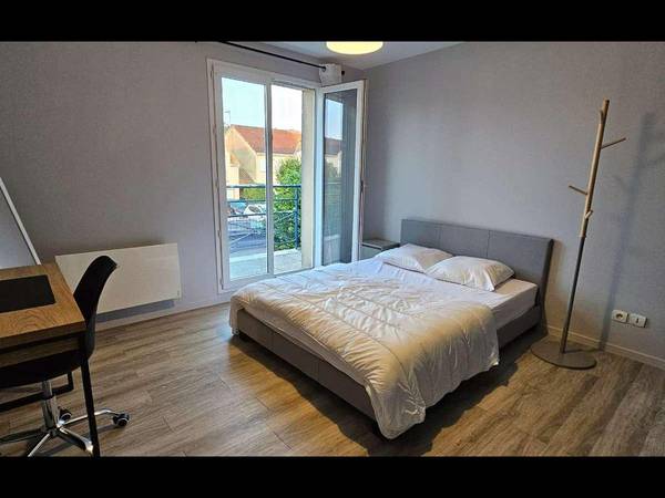 Colocation / Maison 5 pièces de 101 m², Poitiers, Rue Michel Foucault / Photo 7