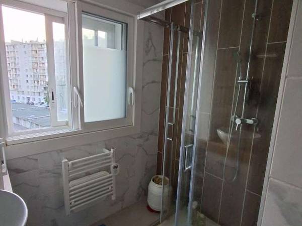 Colocation / Appartement 3 pièces de 53 m², Grenoble, Chemin de la Capuche / Photo 7