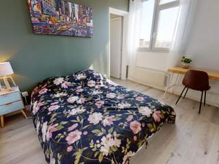 Colocation / 5 rooms apartment · 84 m², Lyon, Avenue Jean Jaurès