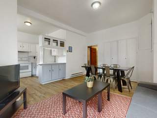 Colocation / Appartement 4 pièces de 120 m², Montréal