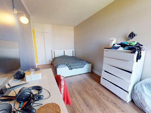 Colocation / Appartement 5 pièces de 83 m², Lyon, Avenue Paul Santy / Photo 2