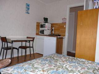 Chambre chez l'habitant / 2 rooms house · 17 m², Vannes, Rue Victor Basch