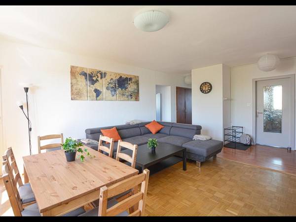Colocation / Appartement 5 pièces de 96 m², Strasbourg, Rue de l'Engelbreit / Photo 2