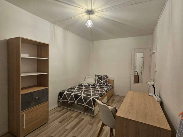 Colocation / Appartement 5 pièces de 70 m², Toulouse, Boulevard de Larramet / Photo 2