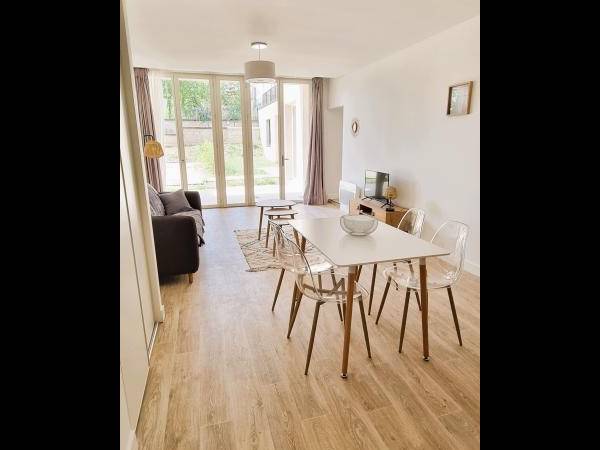 Location / Appartement 2 pièces de 54 m², Poitiers, 10 Rue de la Trinité, / Photo 11