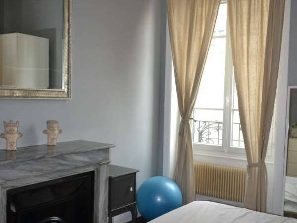 Colocation / Appartement 4 pièces de 85 m², Villeurbanne, Cours Tolstoï / Photo 2