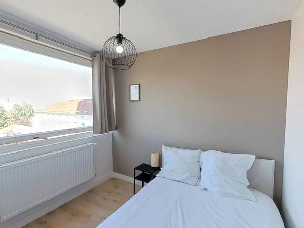 Colocation / Appartement 6 pièces de 90 m², Nancy, Avenue du Général Leclerc / Photo 2