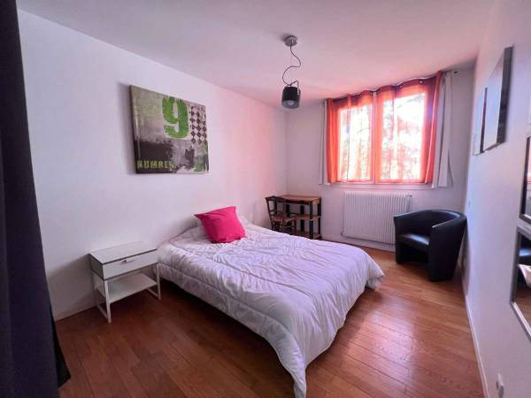 Chambre chez l'habitant / Appartement 4 pièces de 81 m², Grenoble, Avenue Ronsard / Photo 2