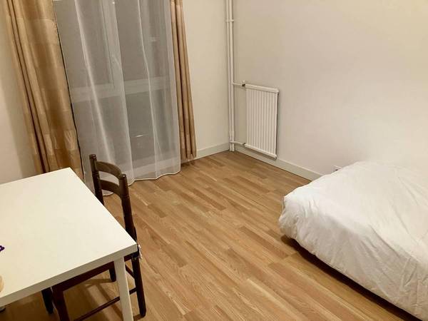 Sous-location / Appartement 3 pièces de 60 m², Charenton-le-Pont, Avenue de la Liberté / Photo 2