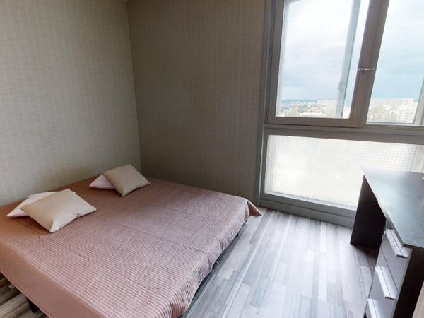 Colocation / Appartement 5 pièces de 93 m², Bron, Route de Genas / Photo 2