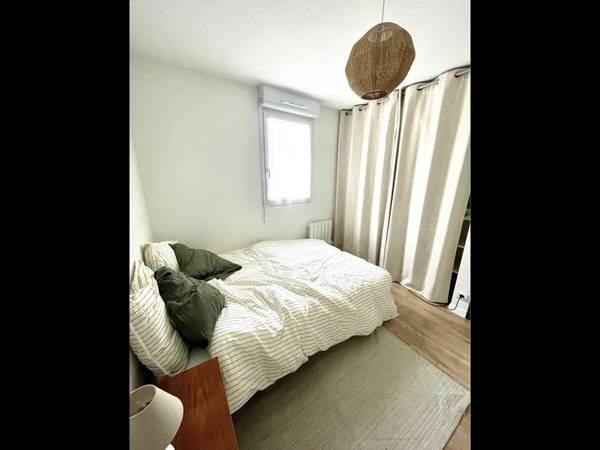 Flatsharing / 3-bedroom flat · 56 m², Bègles, Rue Aristides de Sousa Mendès / Photo 6