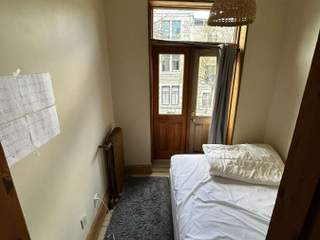 Sous-location / Appartement 8 pièces de 25 m², Montréal, Avenue Duluth Est
