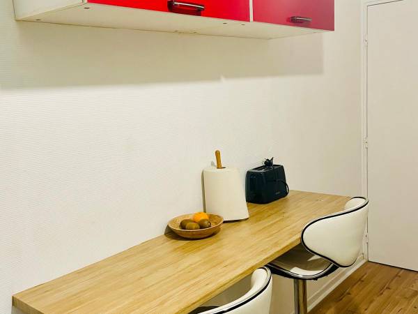 Colocation / Appartement 5 pièces de 81 m², Cergy, Rue des Châteaux Bruloir / Photo 2