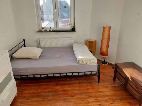 Colocation / Appartement 4 pièces de 80 m², Bruxelles, Rue Charles Quint / Photo 2