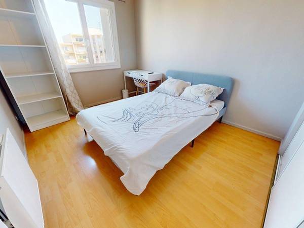 Flatsharing / 4-bedroom flat · 90 m², Lyon, Rue Challemel-Lacour / Photo 2