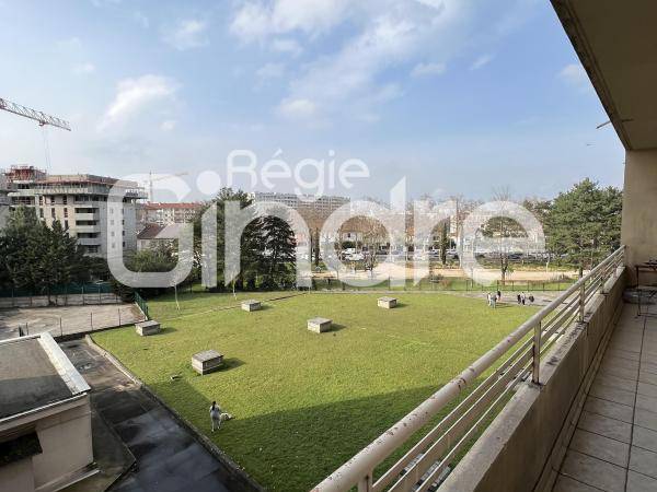 Location / Appartement 1 pièce de 11 m², Lyon, Rue du Professeur Joseph Nicolas / Photo 7