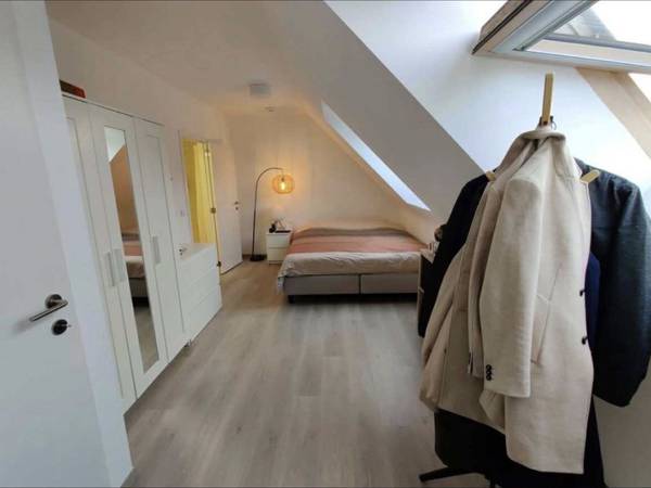 Colocation / Maison 10 pièces de 200 m², Evere, Clos des Compagnons Batisseurs / Photo 2