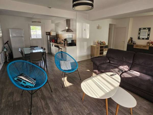 Flatsharing / 6-bedroom house · 110 m², La Roche-sur-Yon, Boulevard Réaumur / Photo 3